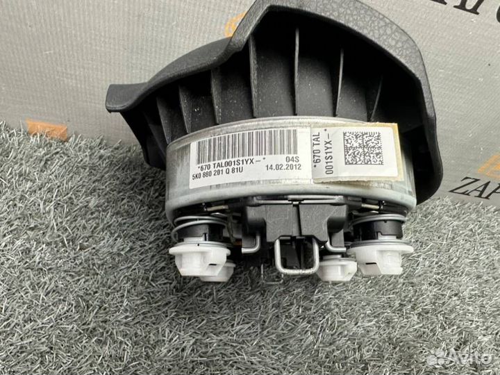 Подушка безопасности в руль Volkswagen Golf 6