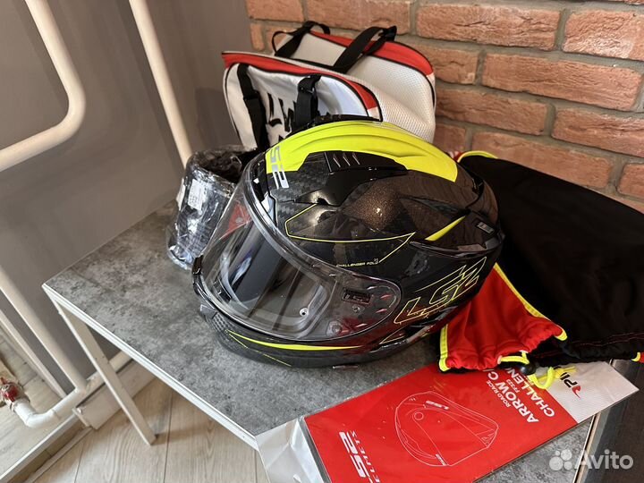 Карбоновый шлем LS2 FF327 размер L