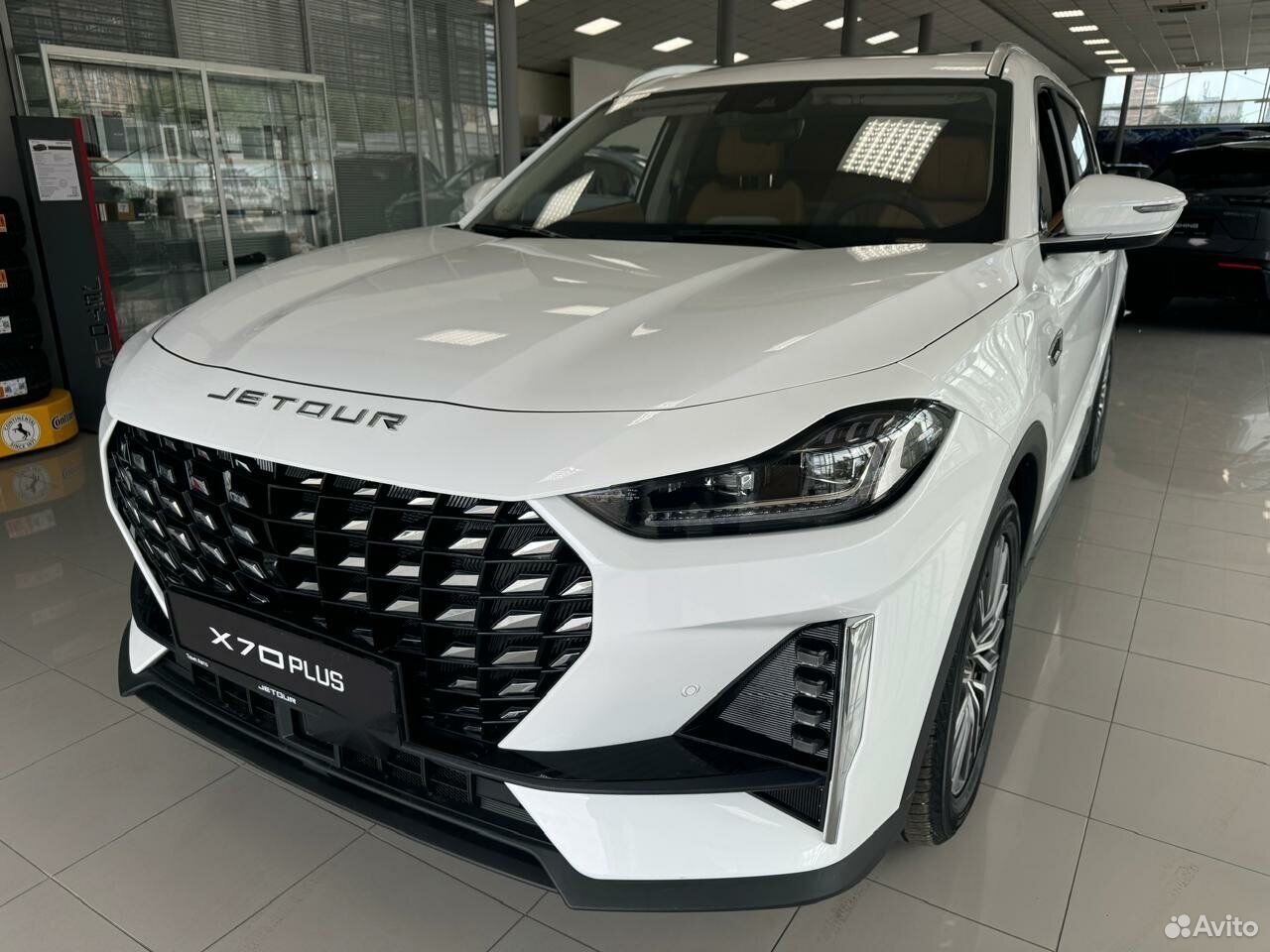 Jetour X70 Plus 1.6 AMT, 2026
