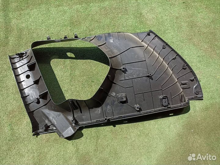 Обшивка багажника левая Nissan X-Trail T31