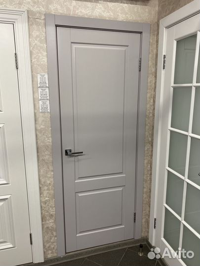 Двери межкомнатные серые