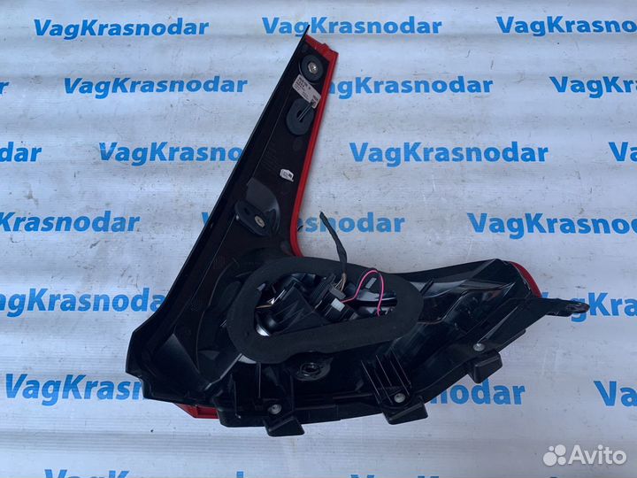 Фонарь стоп левый Volvo V40 2 / V40 Cross Country