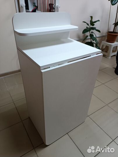 Маникюрный стол складной бу