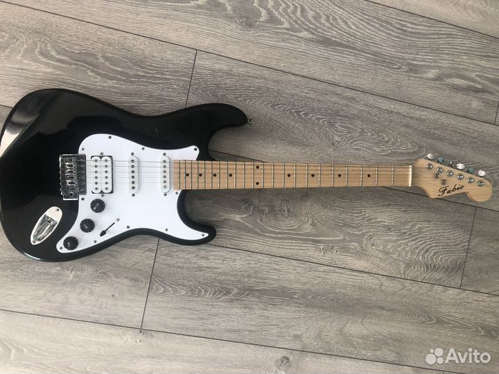 Электрогитара