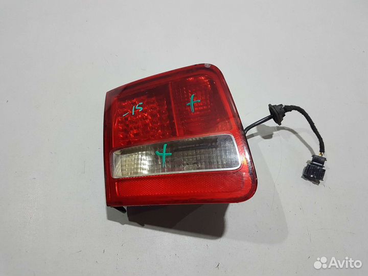 Фонарь задний внутренний левый ауди а8 audi s8