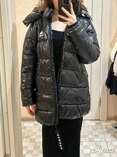 Пуховик женский длинный с капюшоном