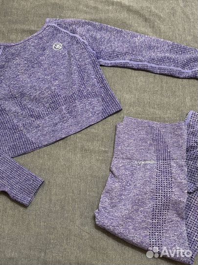 Спортивная форма женская 42