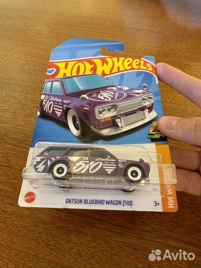 Hot wheels datsun bluebird wagon 510