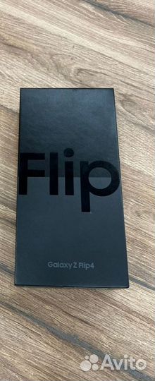 Samsung Galaxy Z Flip4, 8/128 ГБ