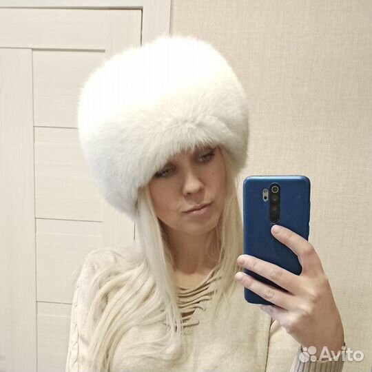 Шапка Папаха белая женская из песца