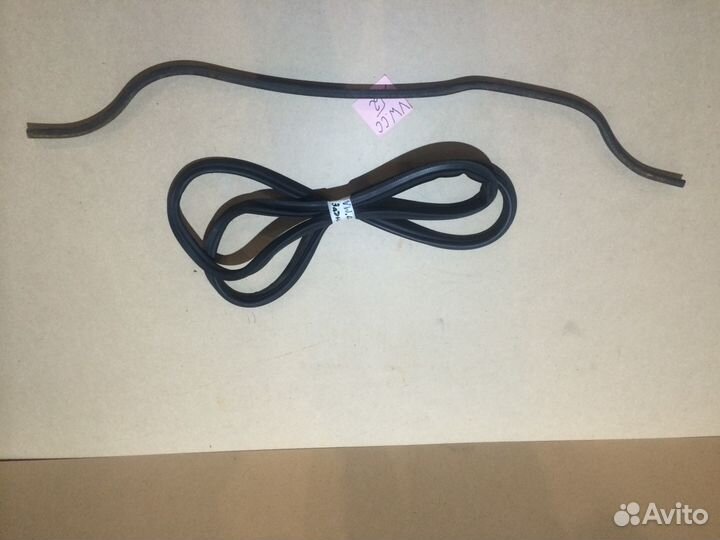 Уплотнитель двери и багажника Volkswagen Passat CC