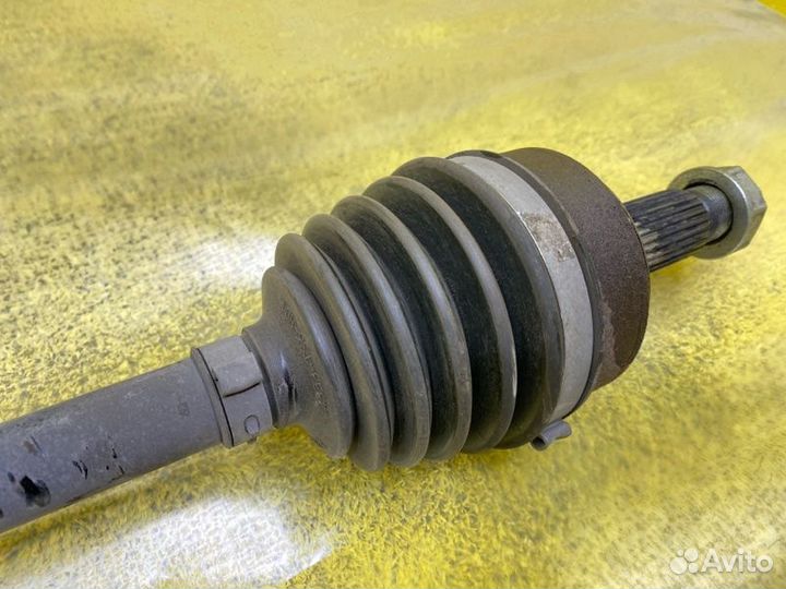 Привод передний правый Honda Fit GK5 L15B 2014 138003