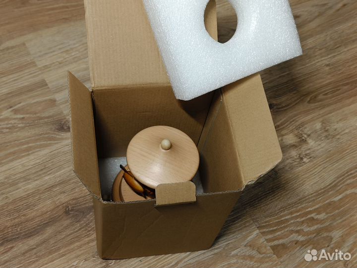 Музыкальная шкатулка карусель