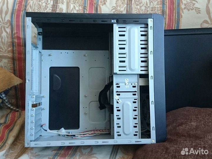 Корпус InWin S500, GMC B-29