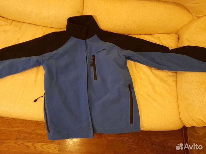 Куртка не продуваемая trespas