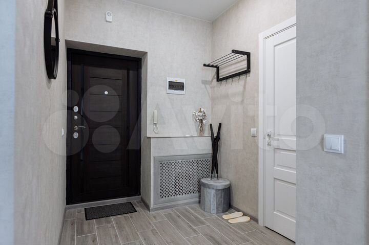 1-к. квартира, 43 м², 1/9 эт.