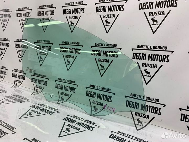 Стекло переднее правое оригинал Volvo S60 V60 10