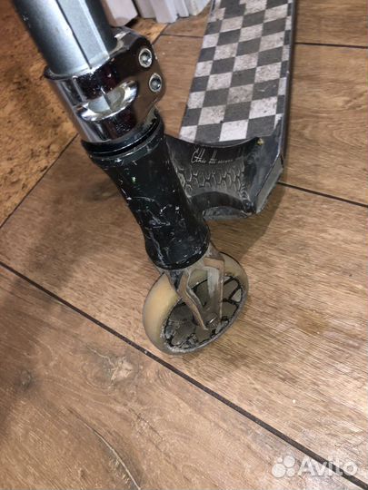 Трюковой самокат кастом парк