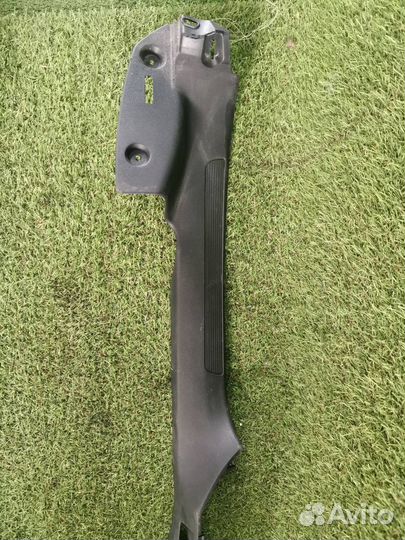 Накладка на порог левая Volkswagen Passat B6