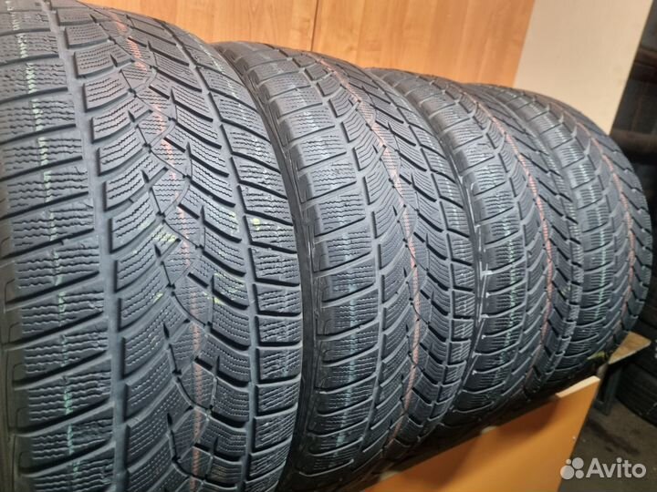 Goodyear Eagle Ultra Grip 275/45 R21