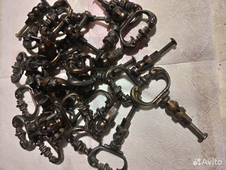 Мебельные ручки для шкафа