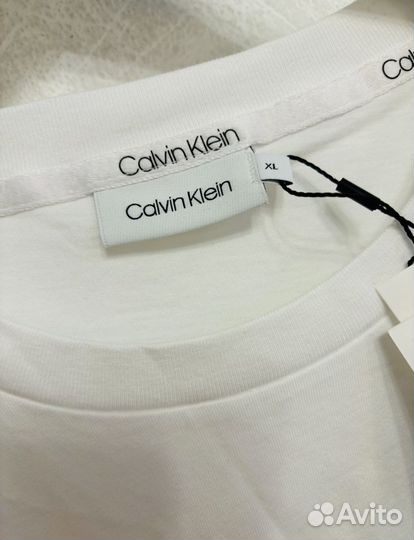 Calvin Klein.White.новая хлопковая футболка. XL