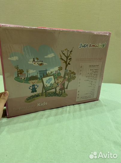 Набор для рисования в чемоданчике