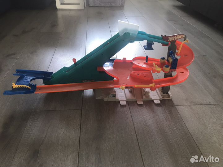 Горки Hot Wheels