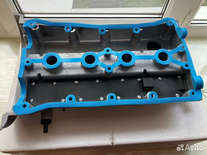 Алюминиевая клапанная крышка Шевроле Лачетти