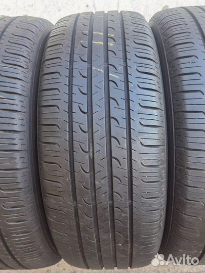 Goodyear EfficientGrip SUV 225/55 R19 99V