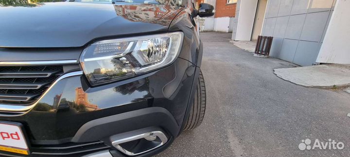 Renault Logan Stepway 1.6 МТ, 2020, 40 004 км