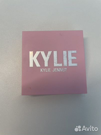 Румяна kylie jenner