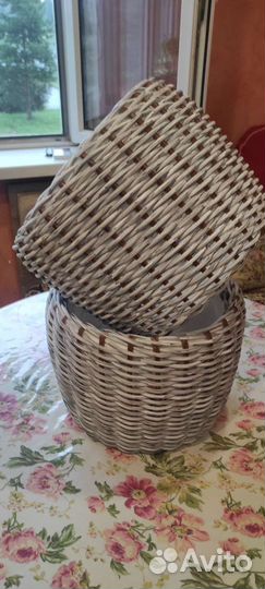 Кашпо для цветов напольное