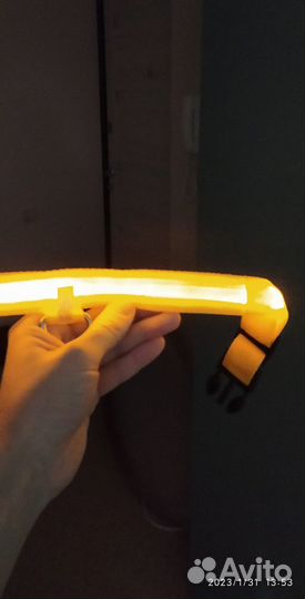 Светящийся ошейник для собак. Новый