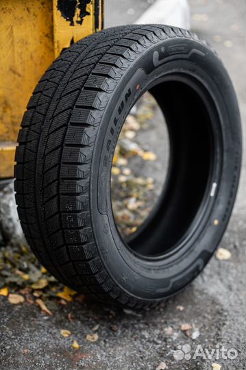 Sailun Ice Blazer Arctic EVO 225/45 R19 96V