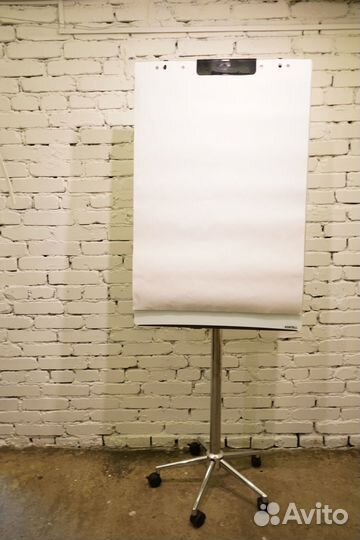 Флипчарт из закалённого стекла Askell Flipchart