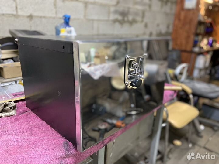 Инструментальный ящик на грузовик