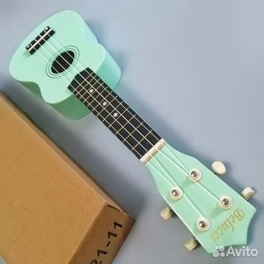 Укулеле сопрано новая в ассортименте