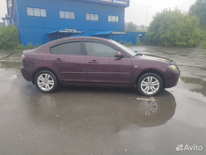 Mazda 3 1.6 МТ, 2007, 250 388 км