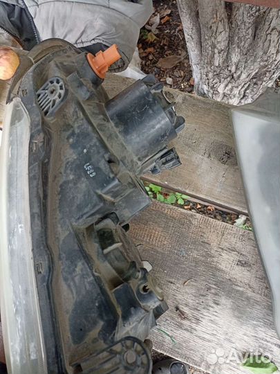 Фары на daewoo nexia 150 бу