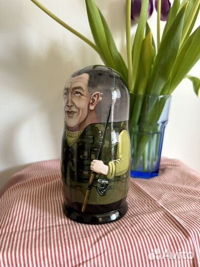 Индивидуальные портреты на матрешках