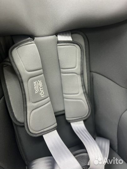 Britax Romer Trifix 2 i-Size