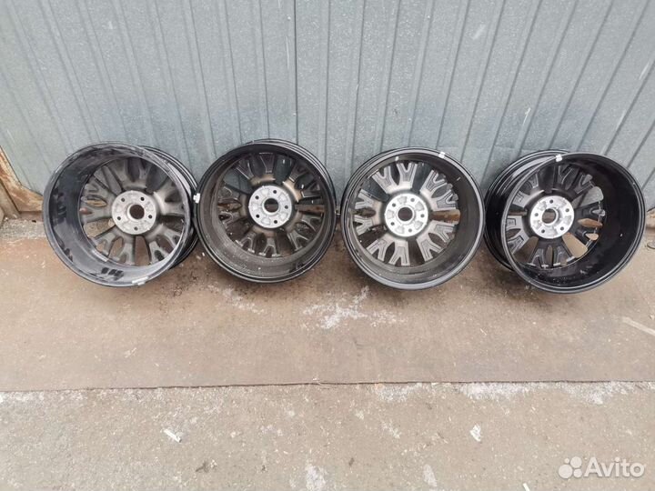 Диск литой R17 Kia K5