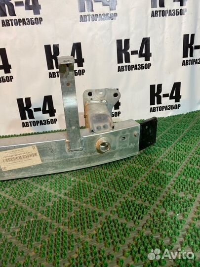 Усилитель бампера передний Genesis G70