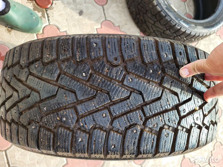 Pirelli Ice Zero 225/55 R17