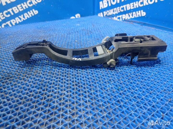 Кронштейн ручки двери Ford Focus 2 универсал aoda