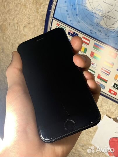 iPhone SE (2020), 128 ГБ