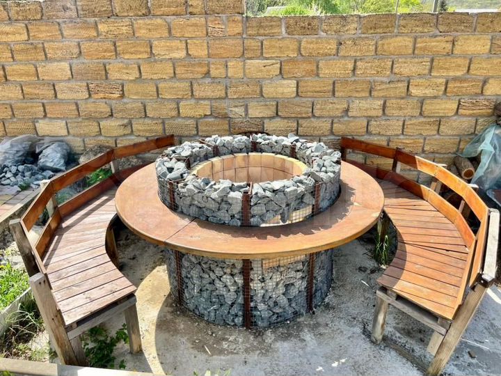 Дом 236 м² на участке 8 сот.