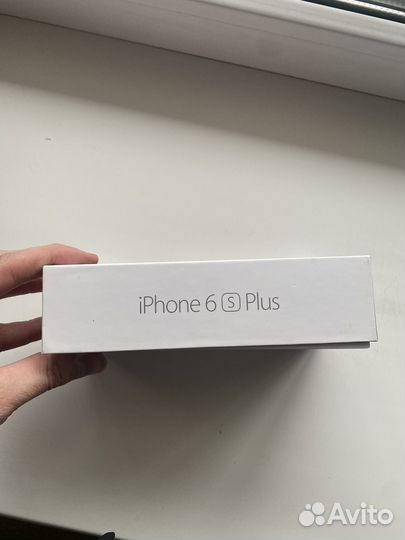 Коробка от iPhone 6s plus