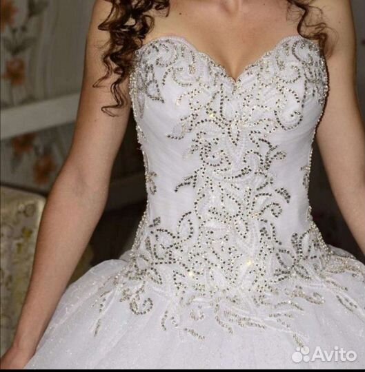 Свадебное платье пышное